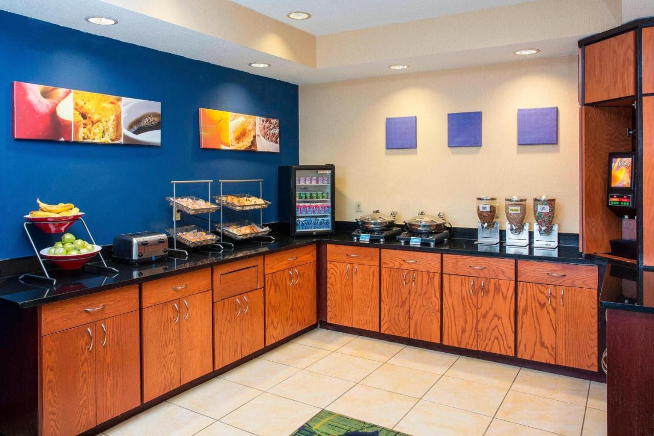 Fairfield Inn Middletown Monroe Buitenkant foto
